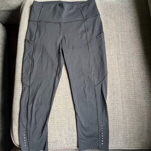 Lululemon Fast and Free 19" Reflective Nulux Crop Black Size 6